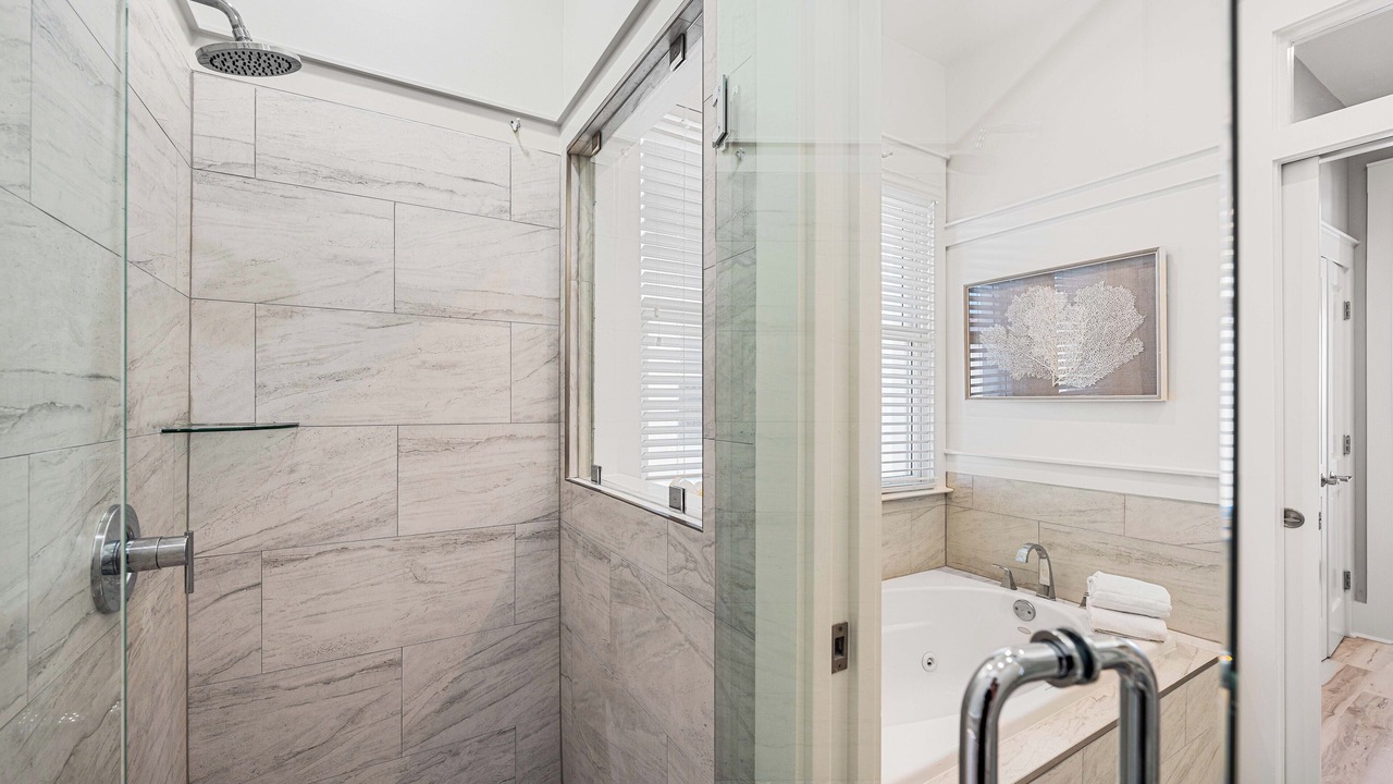 Photo of Bathroom in Delos