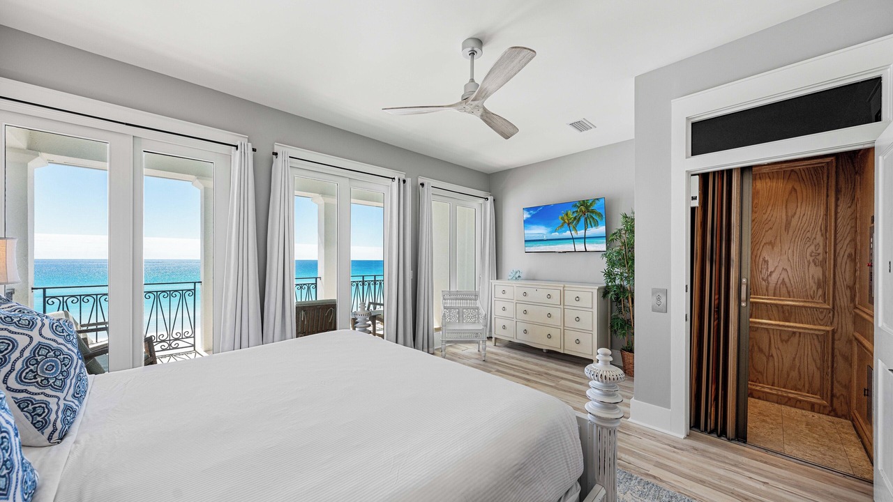 Photo of Bedroom in Delos