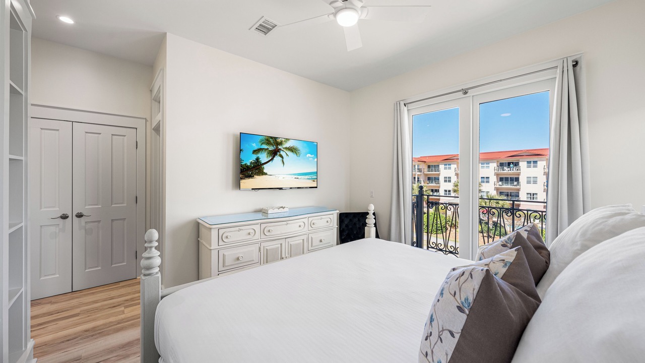 Photo of Bedroom in Delos