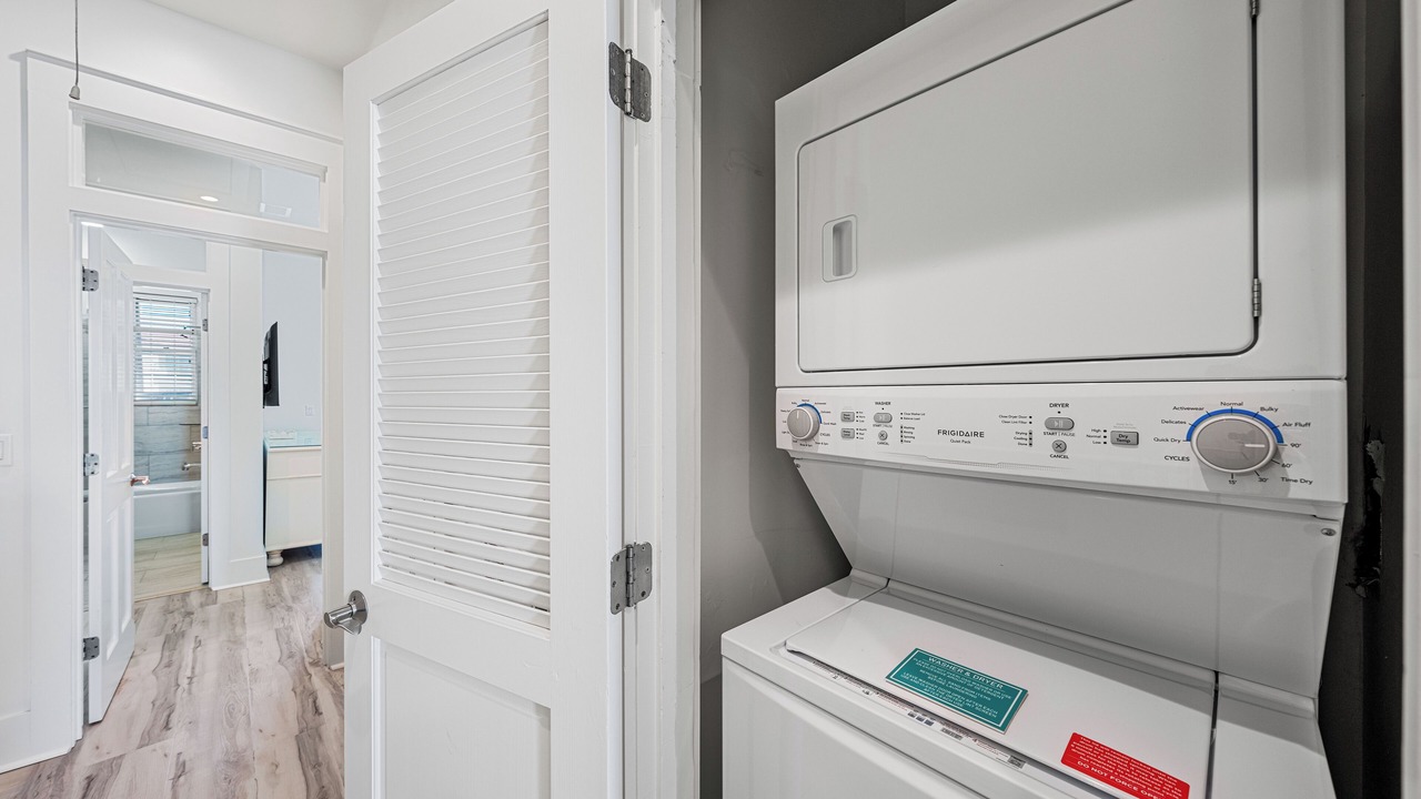 Photo of Others in Delos