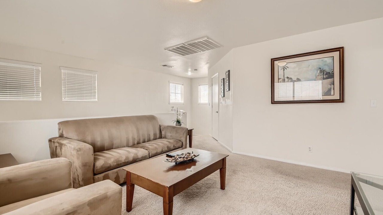 Photo of Livingroom in Spring Valley