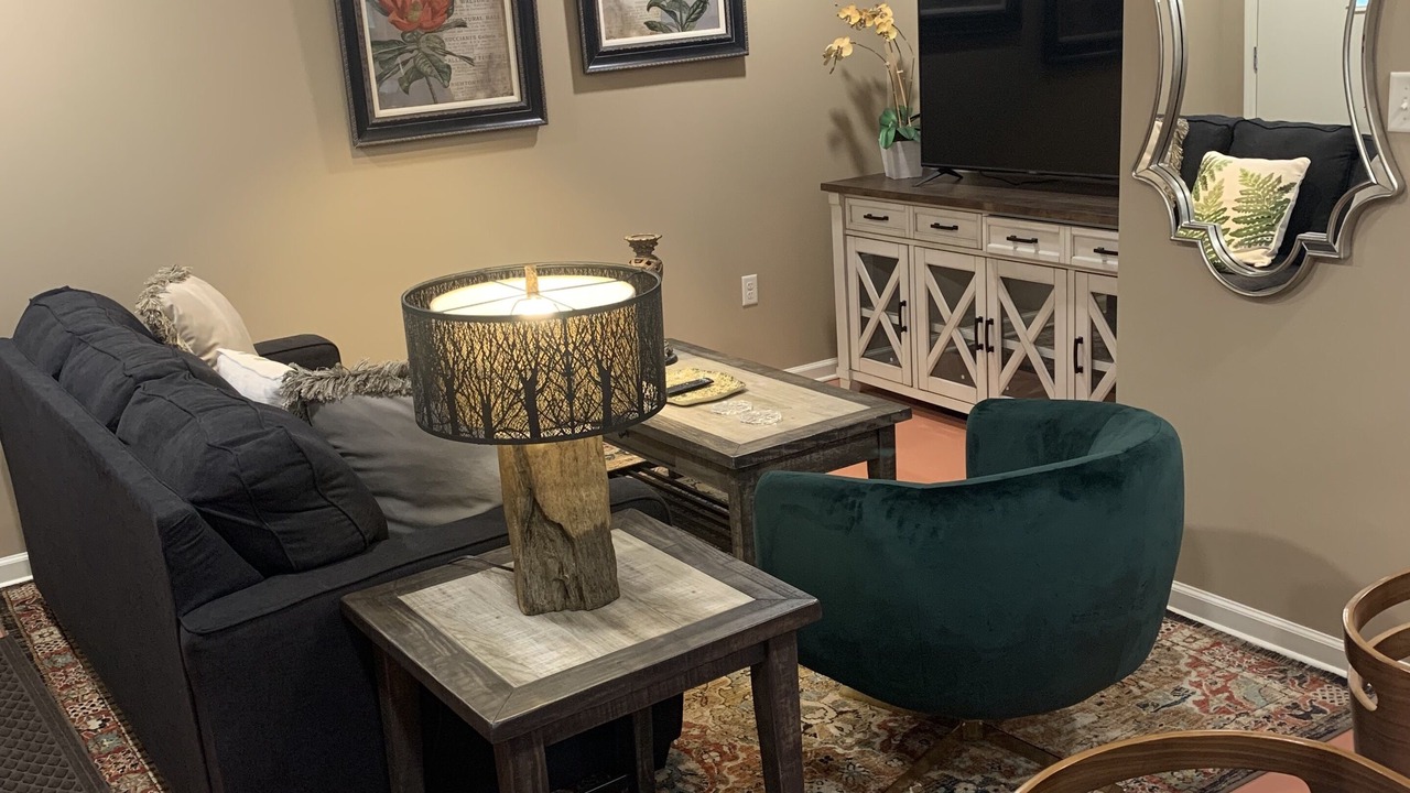 Photo of Livingroom in Capital View