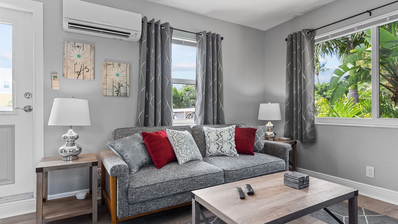 Photo of Livingroom in Coral Ridge