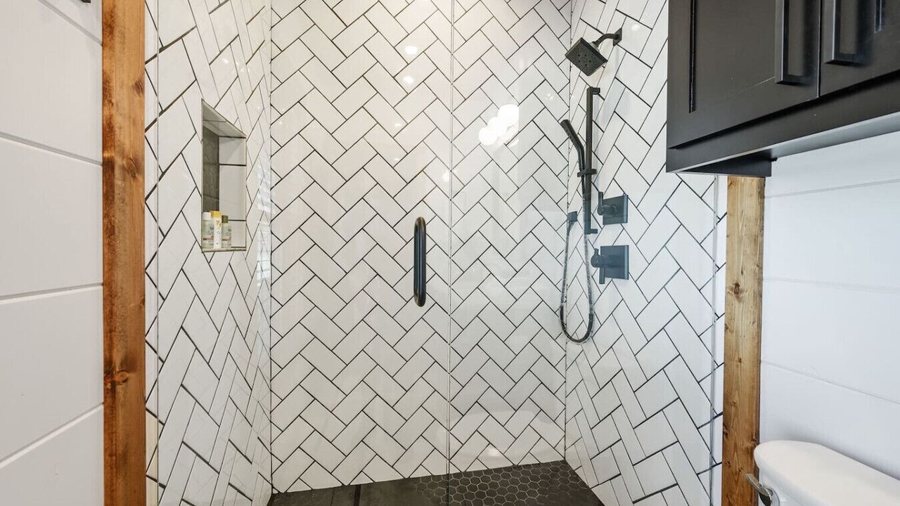 Photo of Bathroom in Broken Bow