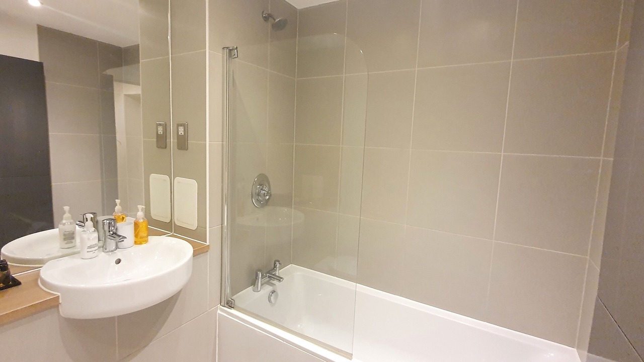 Photo of Bathroom in Little Holland