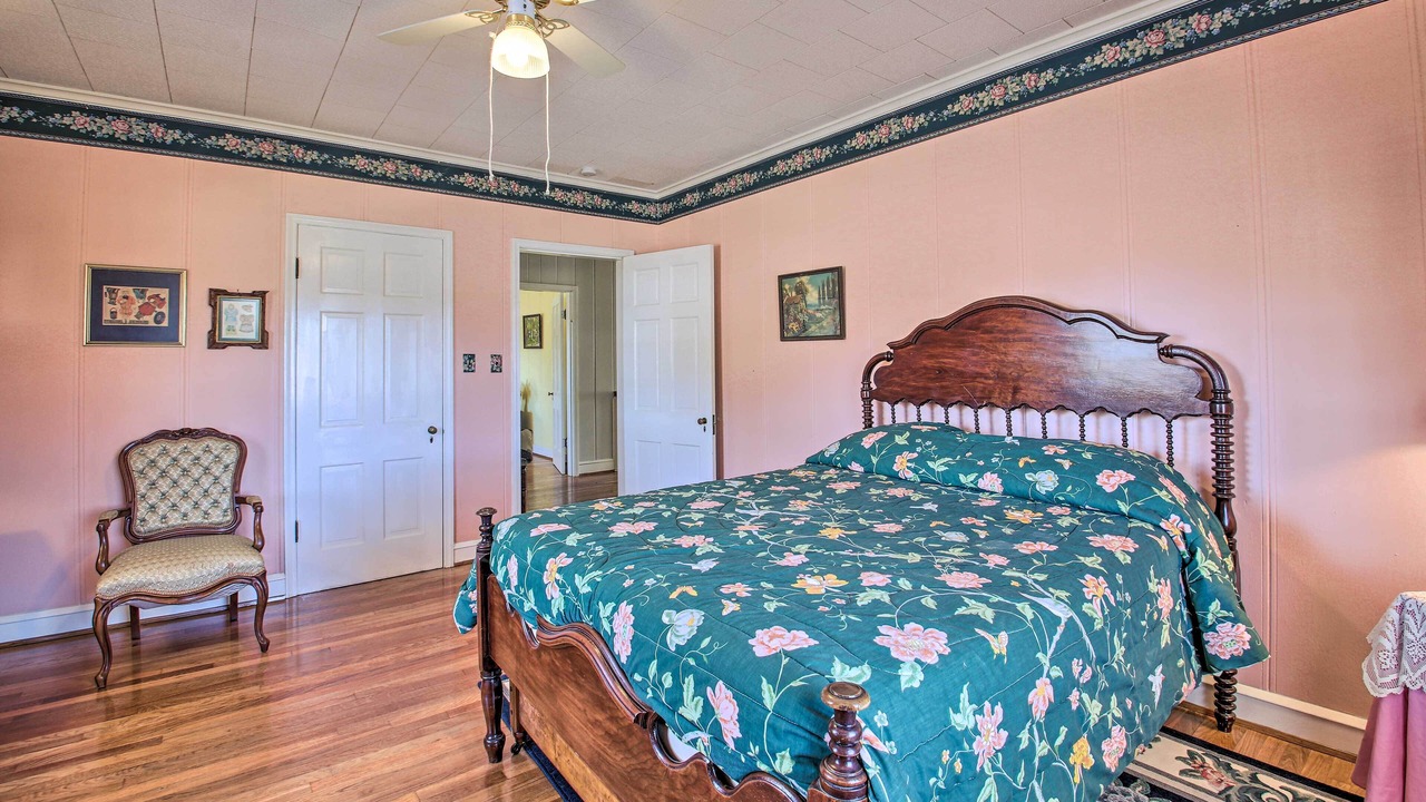 Photo of Bedroom in Delight