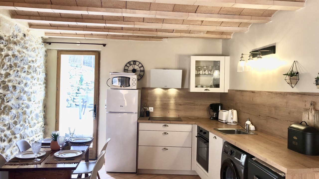 Photo of Kitchen in Montesquieu-des-Alberes