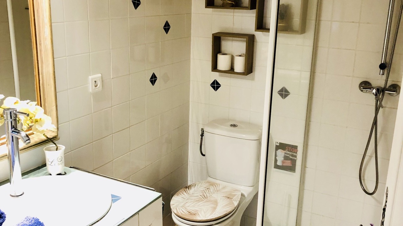 Photo of Bathroom in Montesquieu-des-Alberes