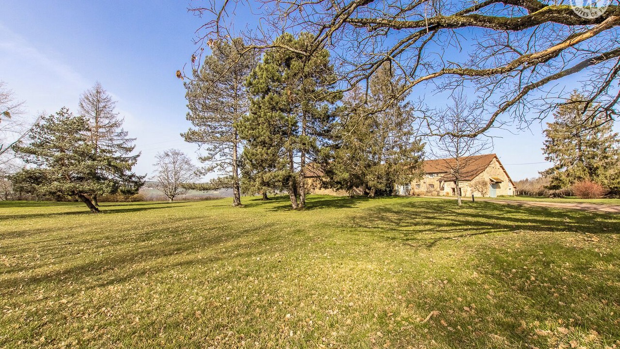 Photo of Outdoor in Cortambert