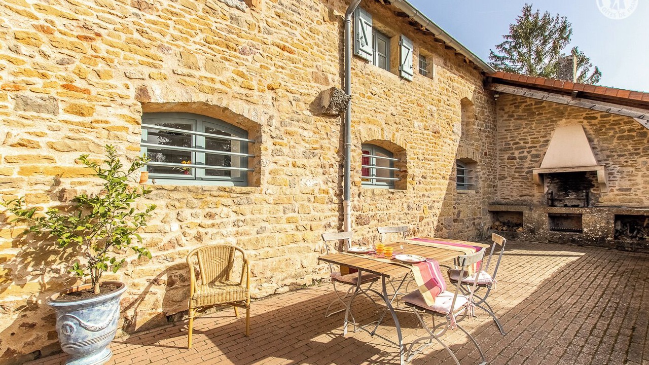 Photo of Outdoor in Cortambert