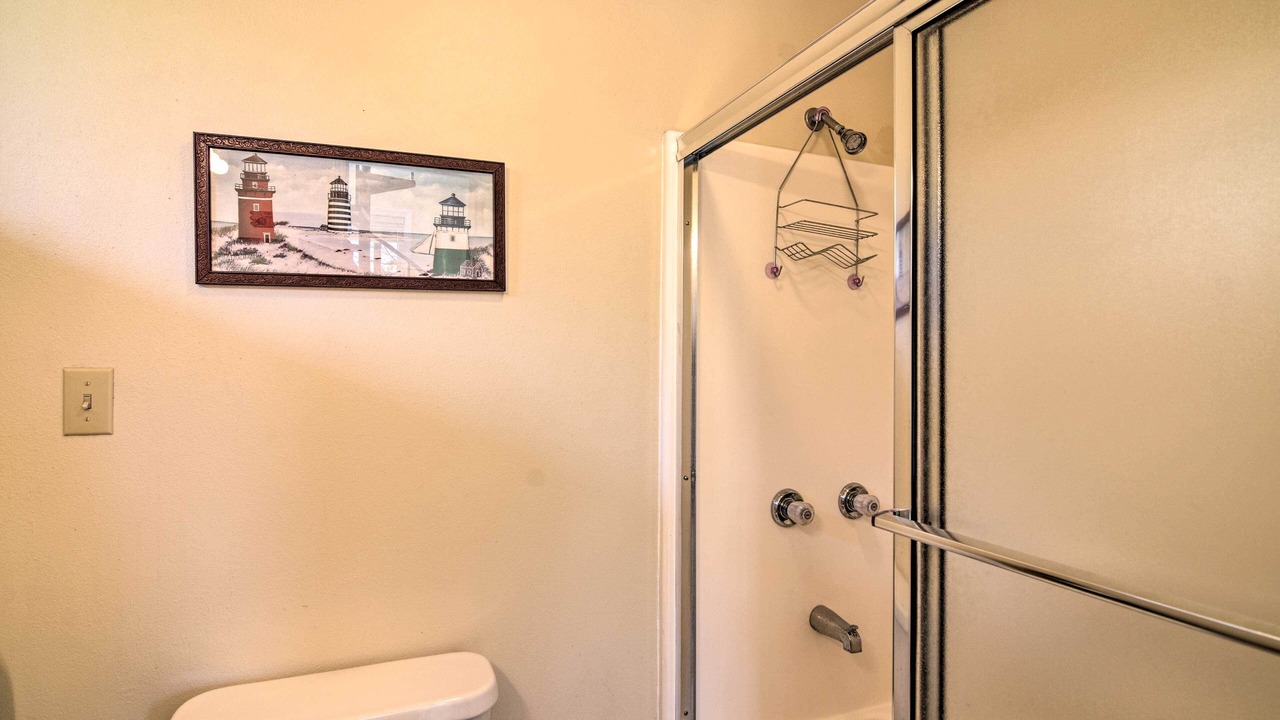 Photo of Bathroom in Emerald Beach