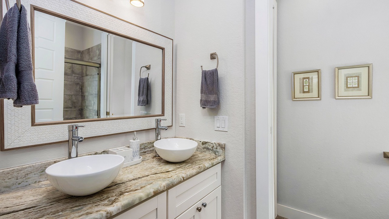 Photo of Bathroom in Trafalgar