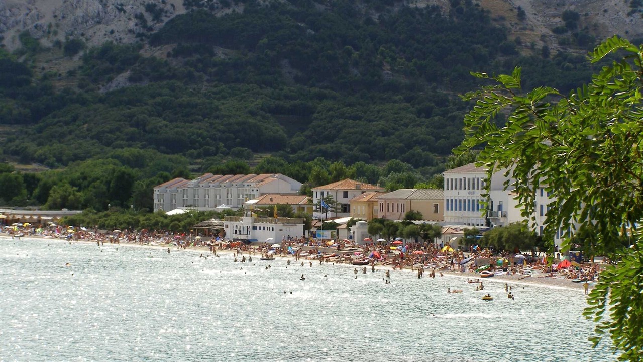 Photo of Others in Baska
