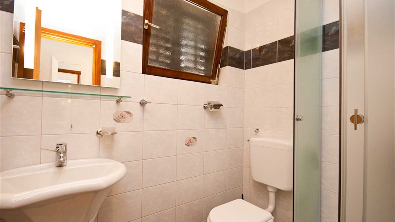 Photo of Bathroom in Baska