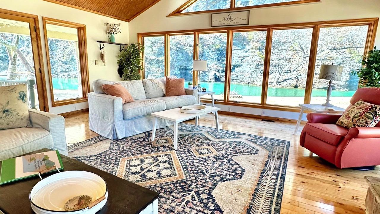 Photo of Livingroom in Covington