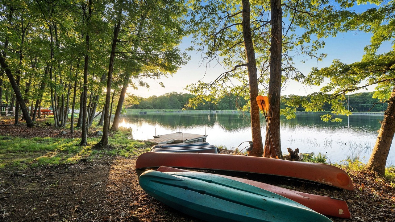 Photo of Others in Pocono Mountain Lake