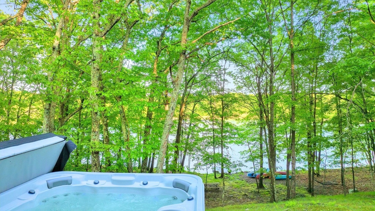 Photo of Others in Pocono Mountain Lake