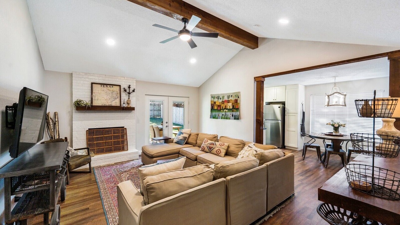 Photo of Livingroom in Woodway