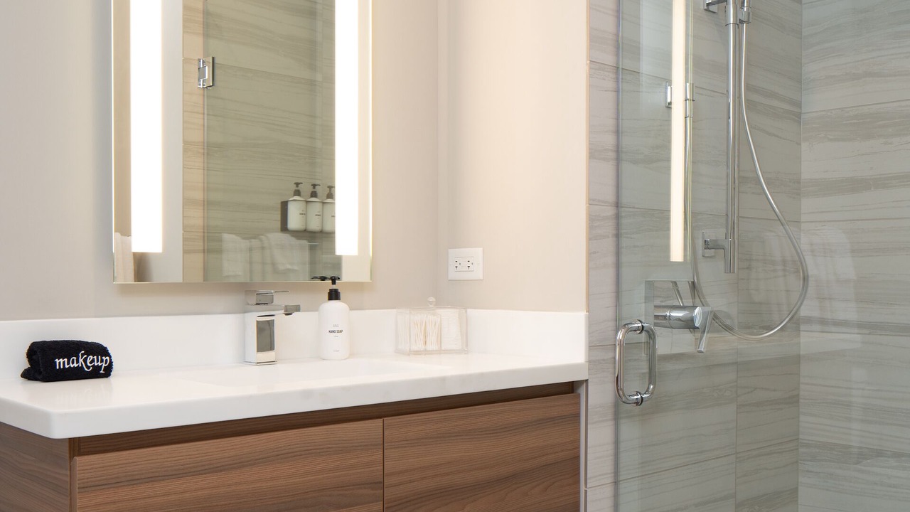 Photo of Bathroom in Near North Side