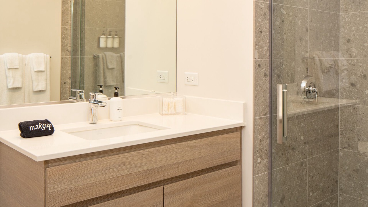 Photo of Bathroom in Near North Side