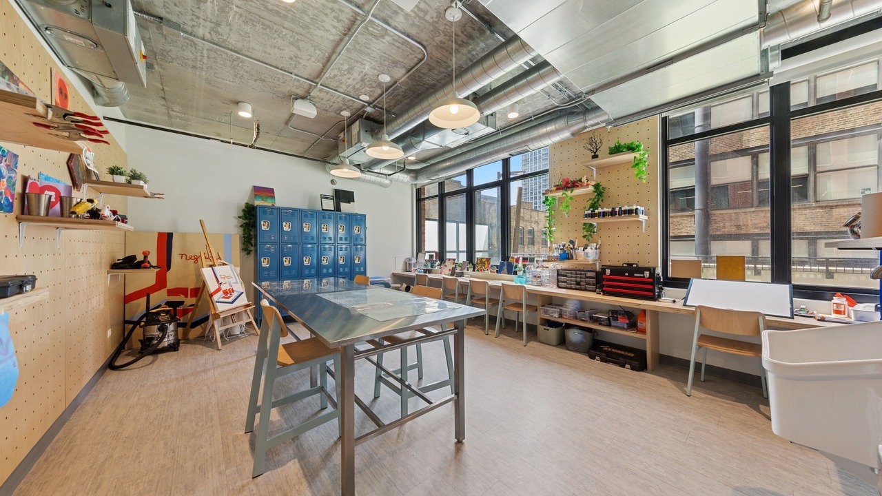 Photo of Others in Near North Side