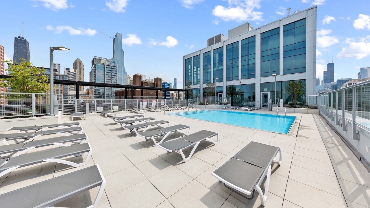 Photo of Outdoor in Near North Side