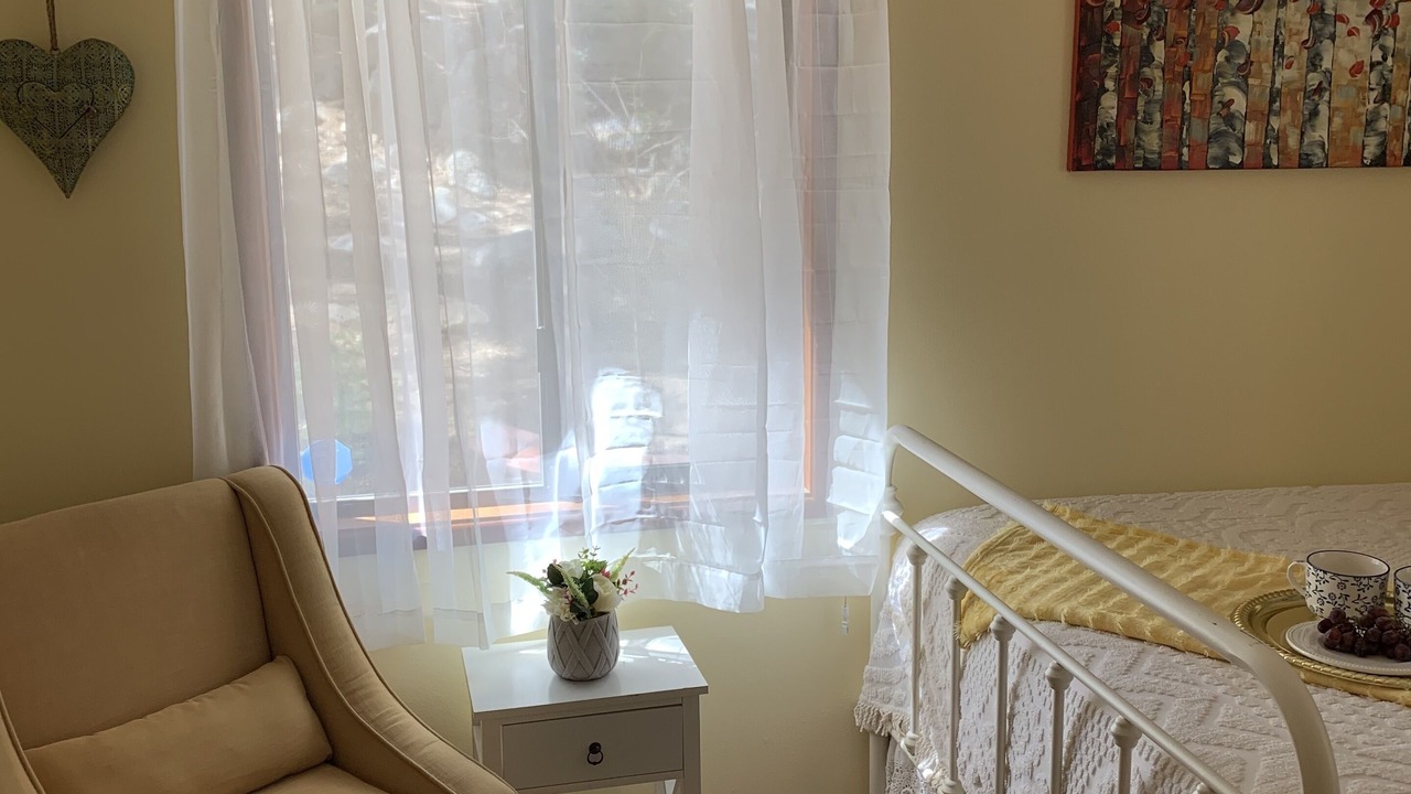 Photo of Bedroom in Pine Cove