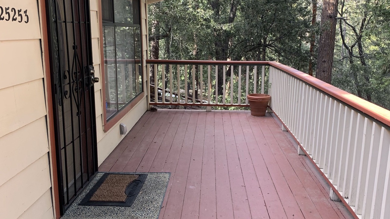 Photo of Patio Balcony in Pine Cove