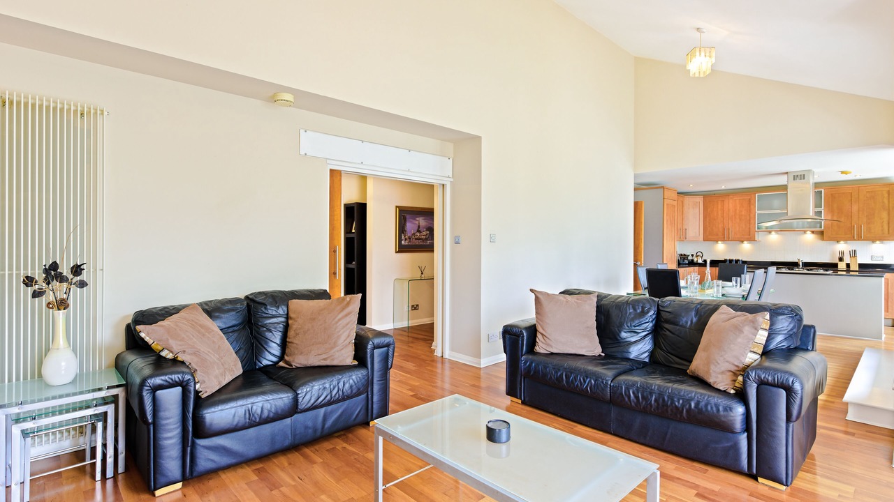 Photo of Livingroom in Newhaven