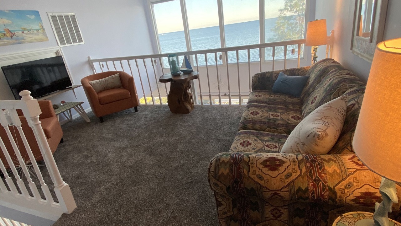 Photo of Livingroom in Carrabelle