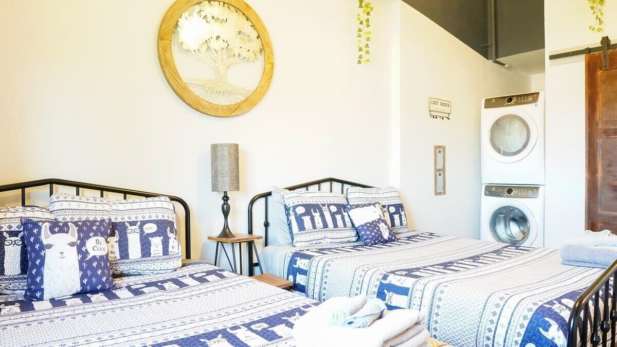 Photo of Bedroom in Niles