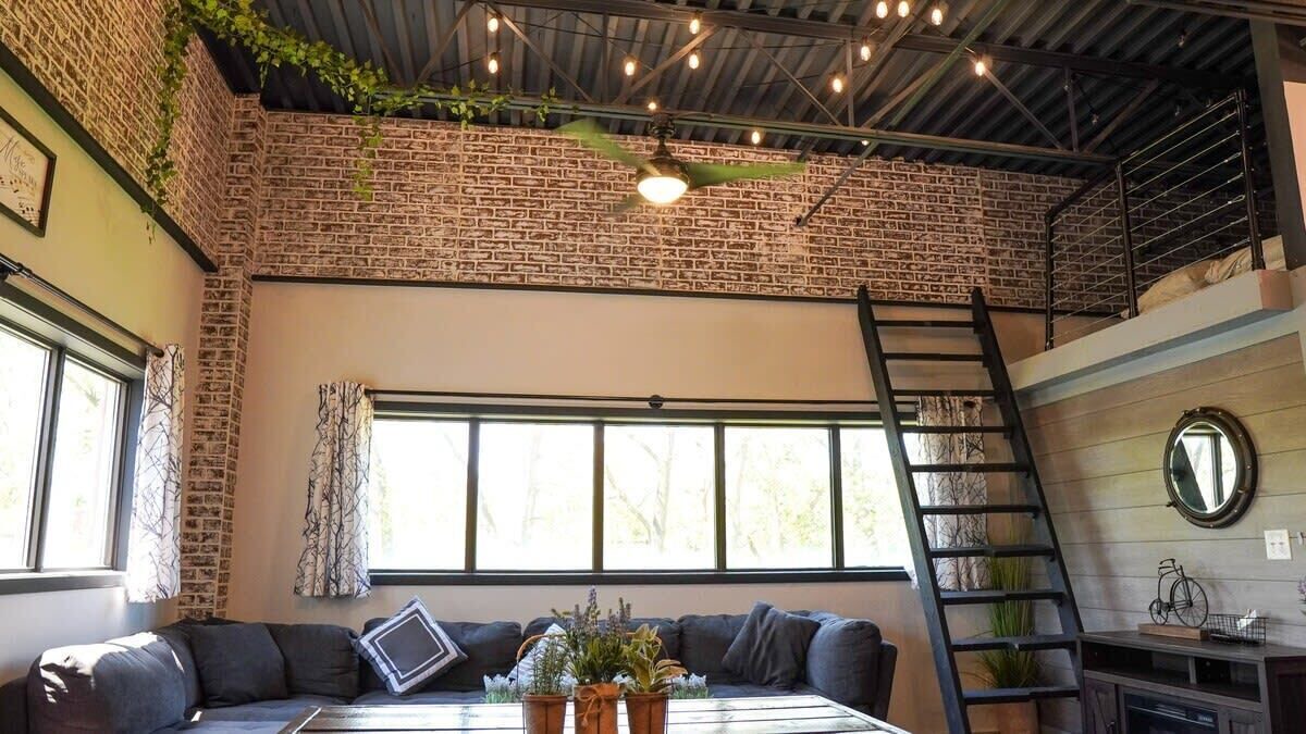 Photo of Livingroom in Niles