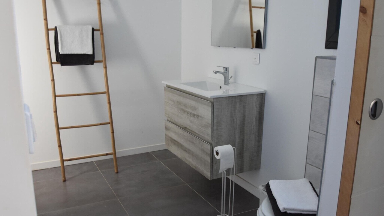 Photo of Bathroom in Oupia