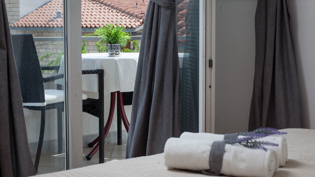 Photo of Bedroom in Makarska Old Town