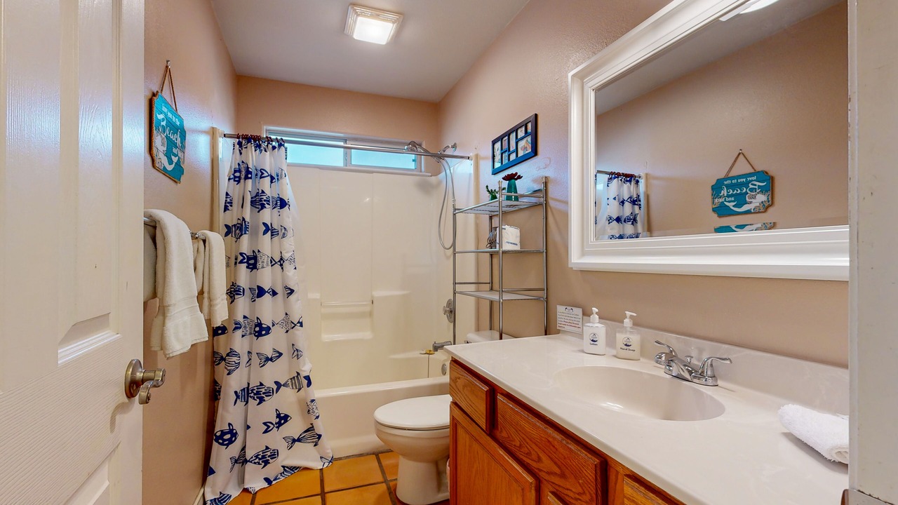 Photo of Bathroom in Leeward Sands