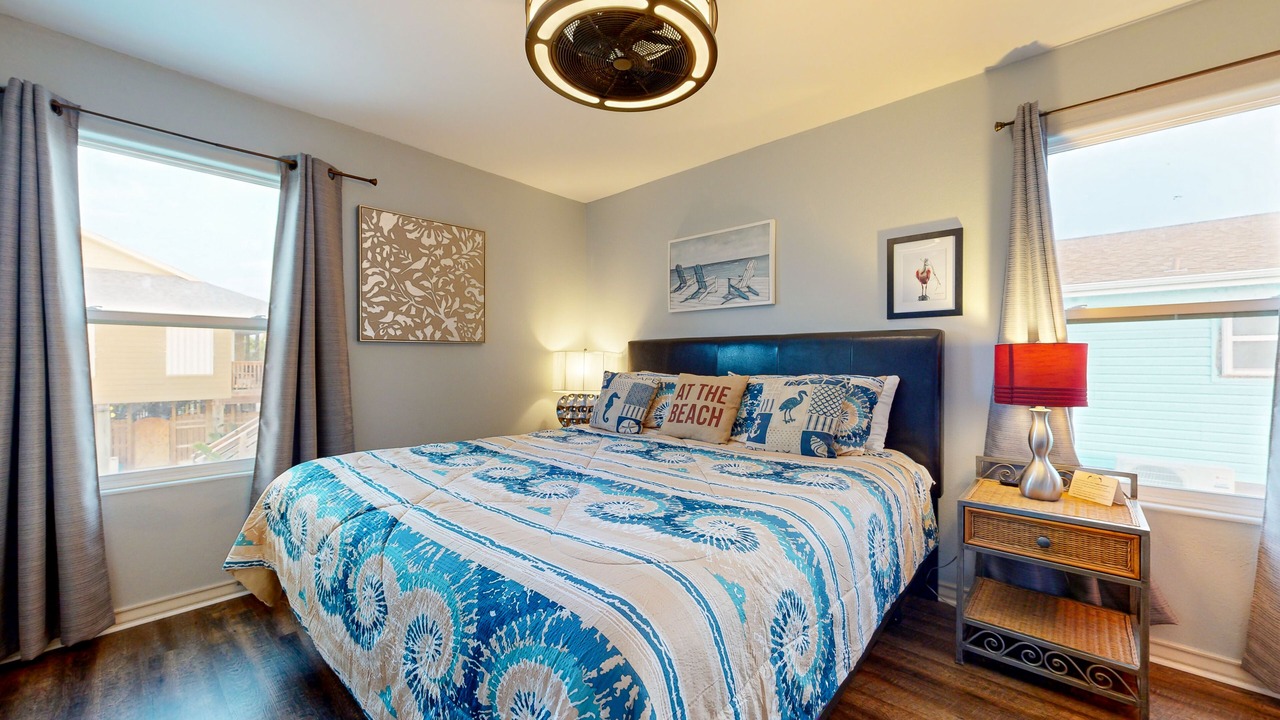 Photo of Bedroom in Leeward Sands
