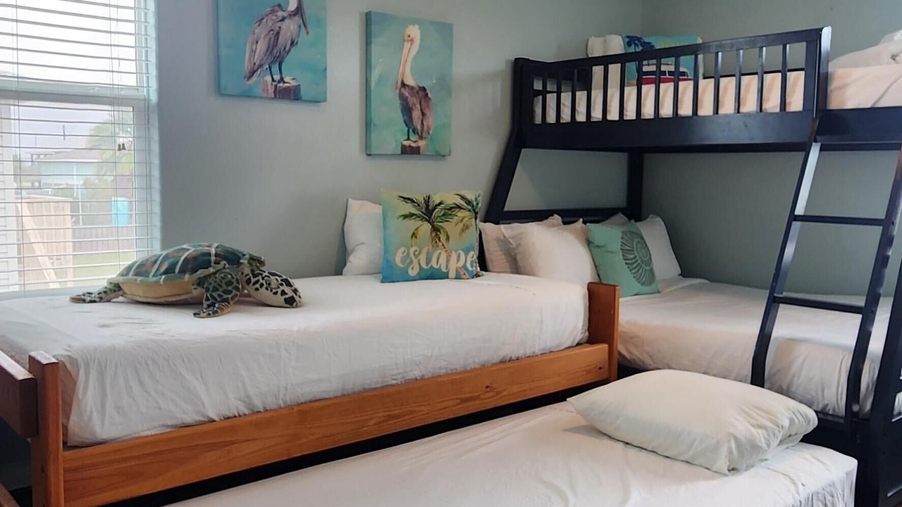 Photo of Bedroom in Leeward Sands