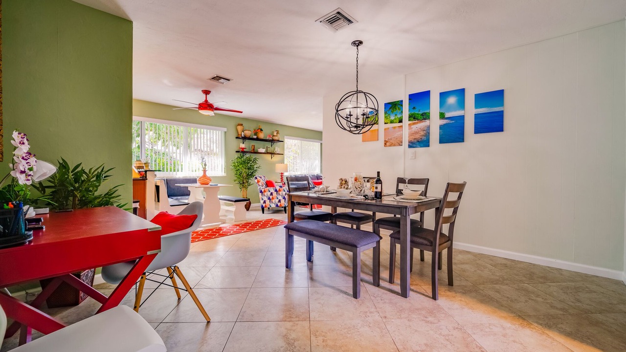 Photo of Bedroom in Coral Ridge