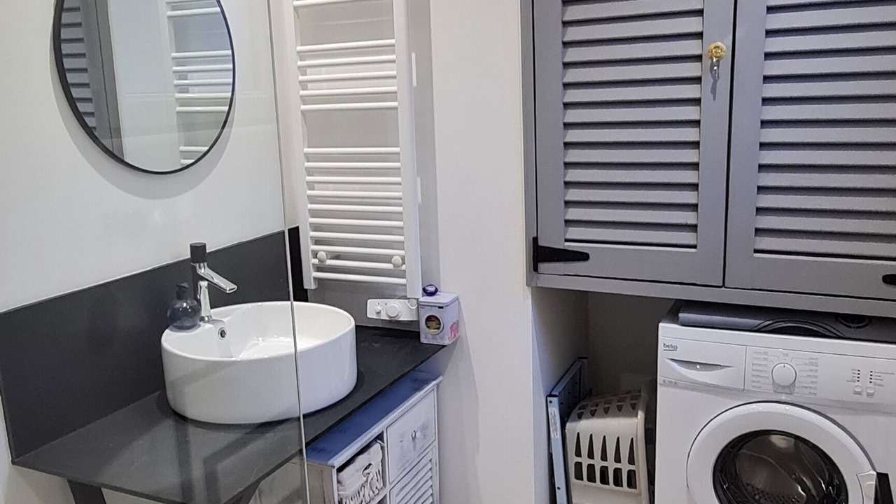 Photo of Bathroom in Cardet