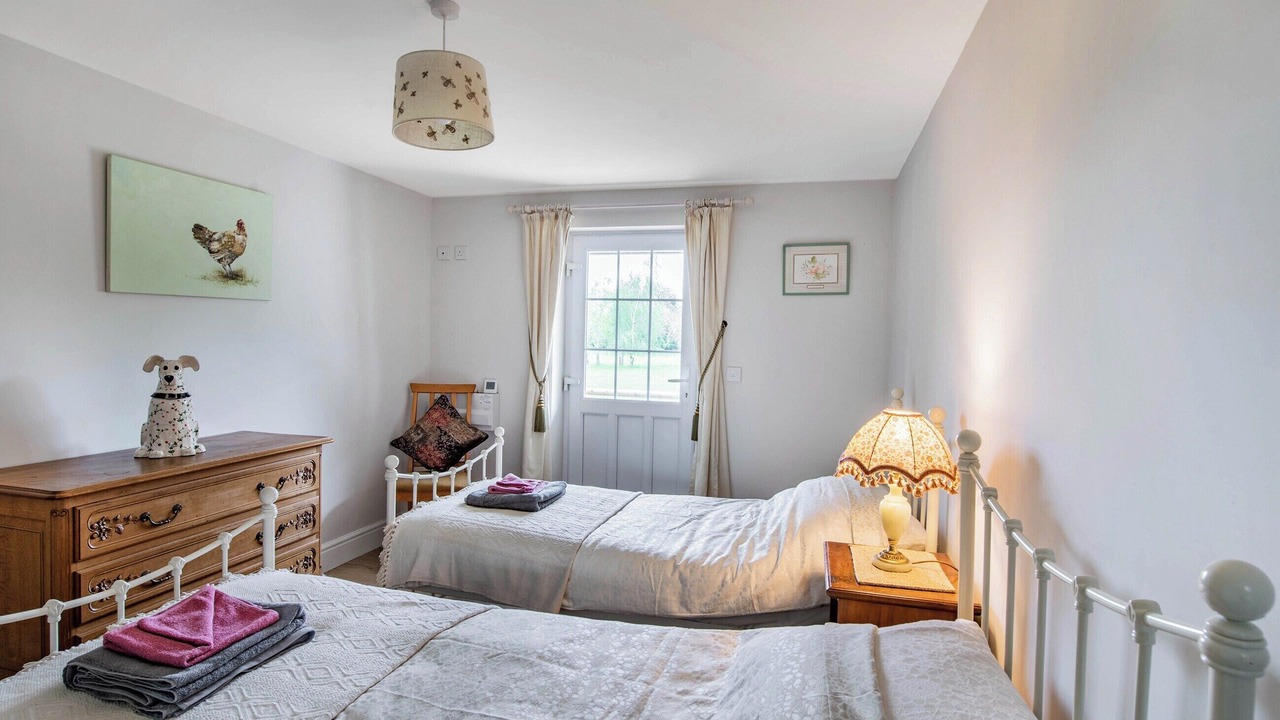 Photo of Others in Lower Wick