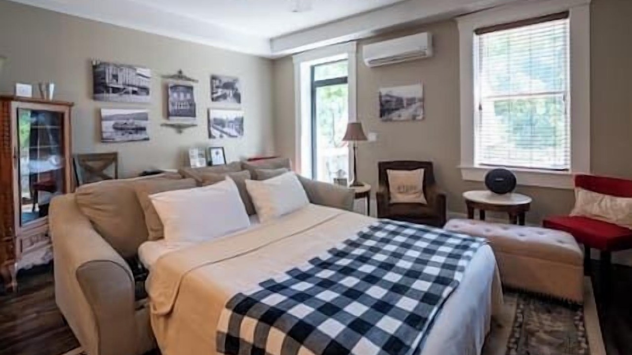 Photo of Bedroom in Madison