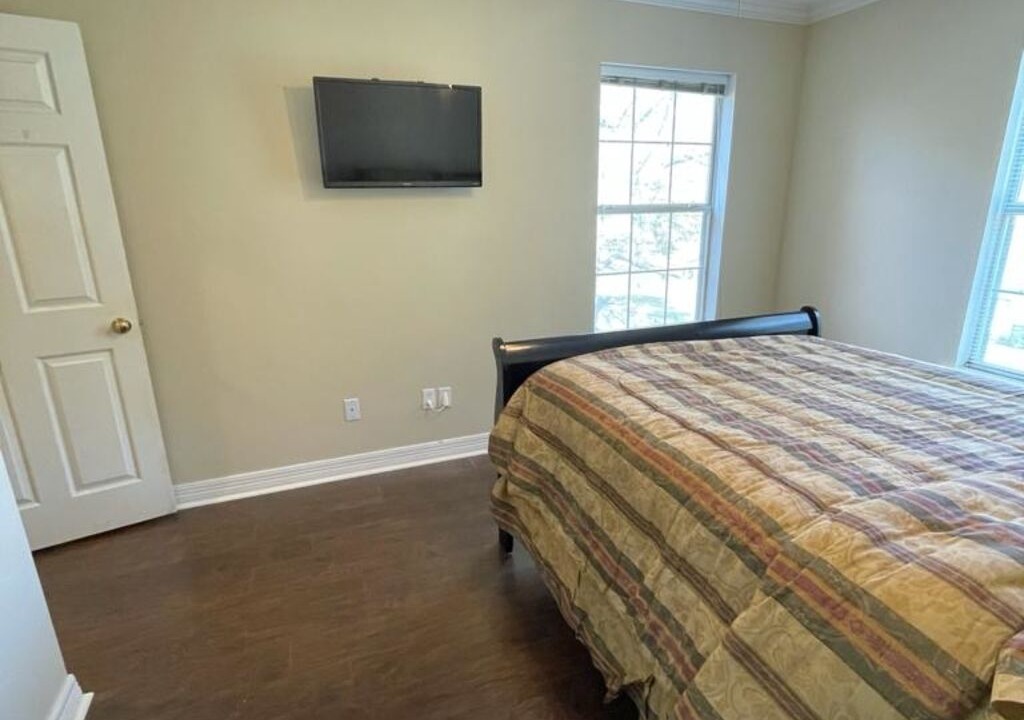 Photo of Bedroom in Benton