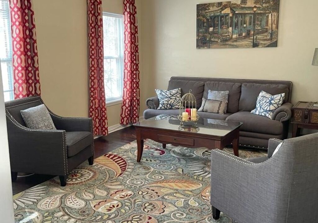 Photo of Livingroom in Benton