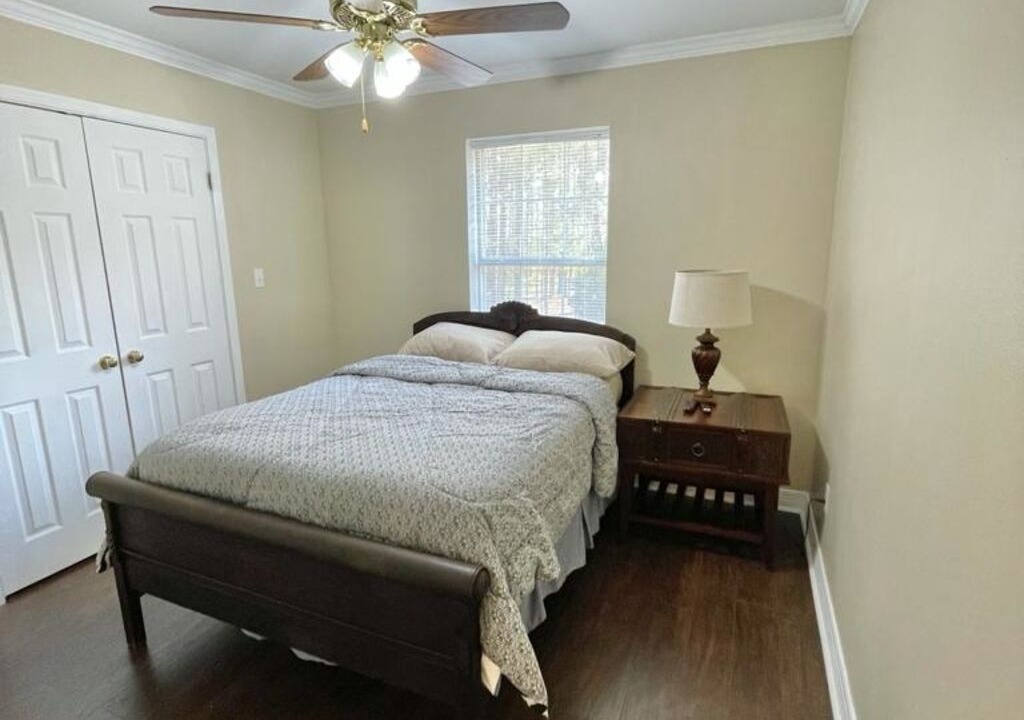 Photo of Bedroom in Benton