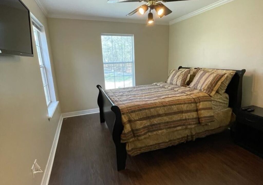 Photo of Bedroom in Benton