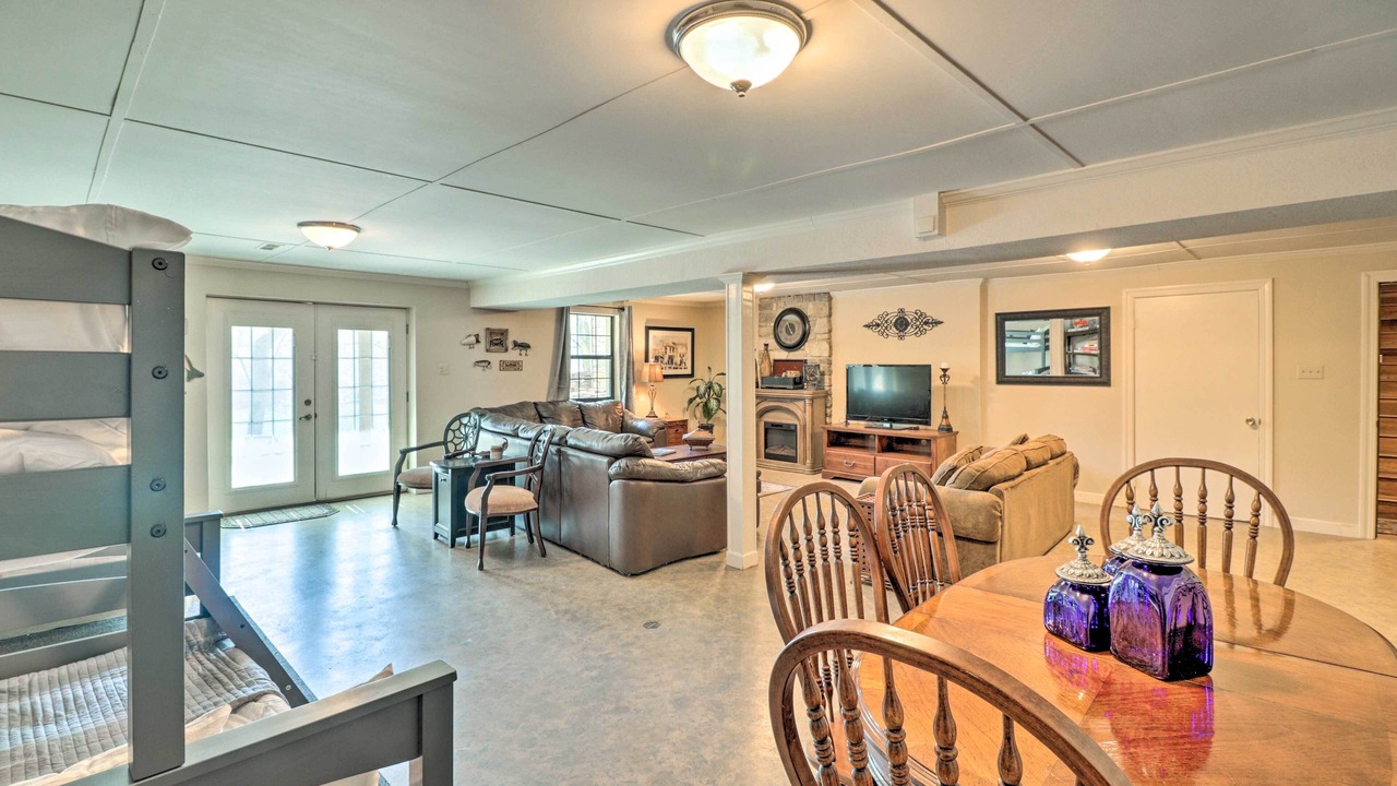 Photo of Livingroom in Boswell