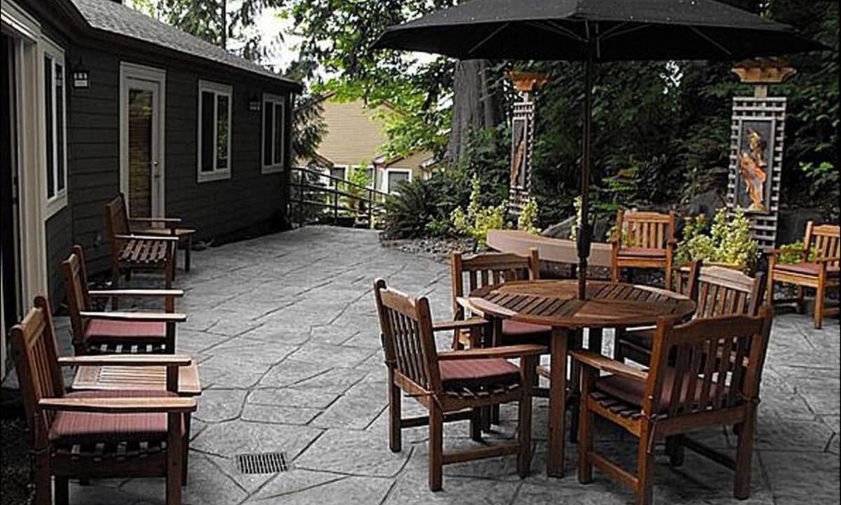 Photo of Others in Olde Town