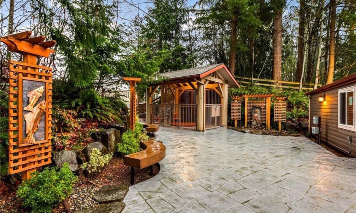 Photo of Others in Olde Town