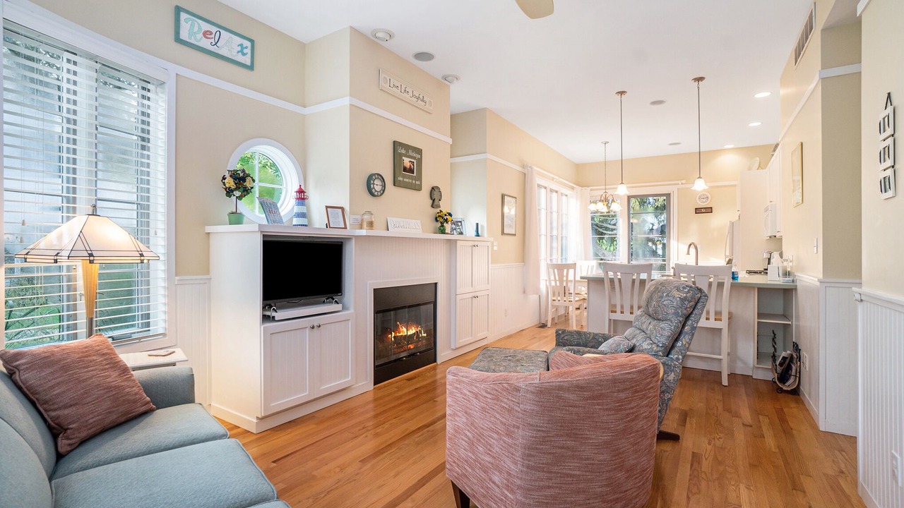 Photo of Livingroom in South Haven
