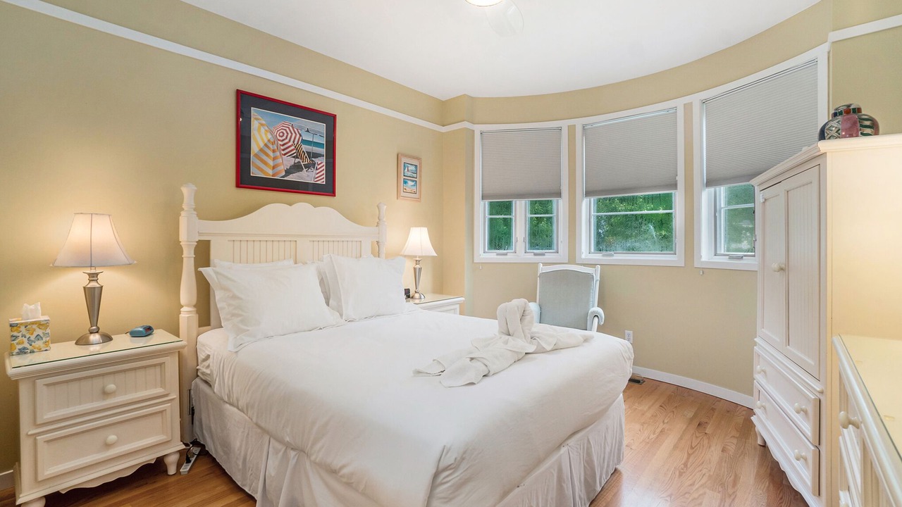 Photo of Bedroom in South Haven